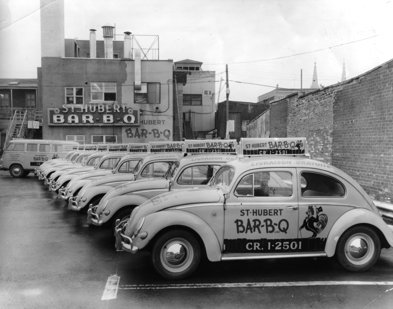 Lot of antique delivery cars (beetle) St-Hubert