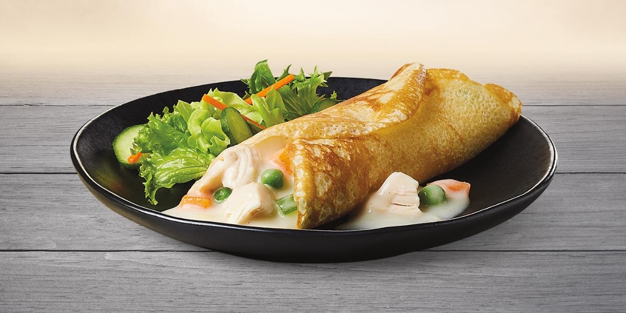Crepe Stuffed with Chicken & Vegetables in White Sauce