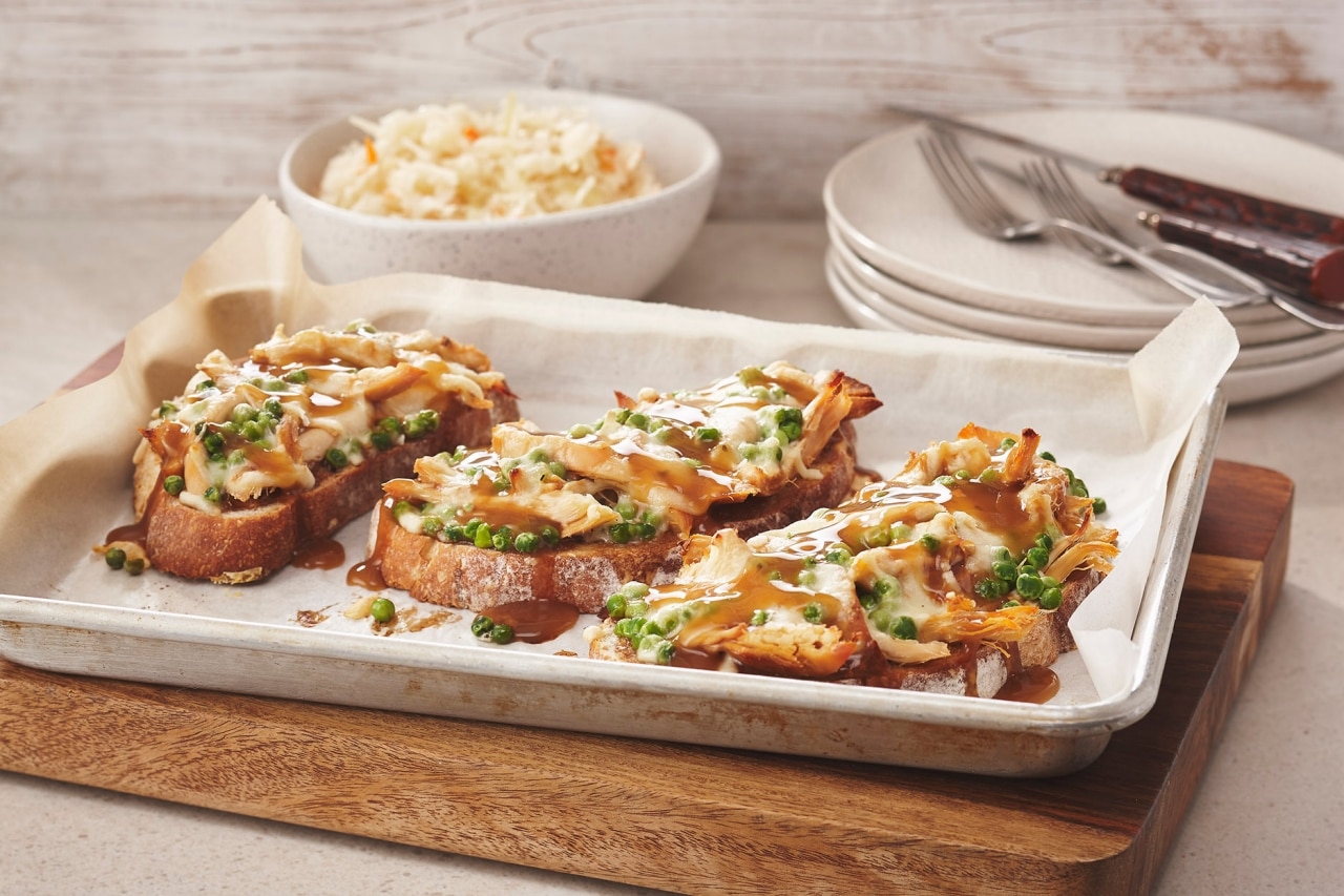 Hot Chicken Croutons au Gratin