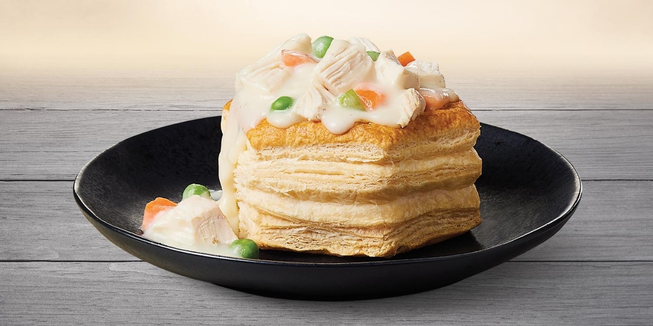 Pastry Shells topped with Chicken & Vegetables in White Sauce