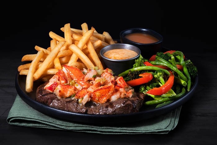 Angus Steak and Lobster Meal | St-Hubert Restaurants