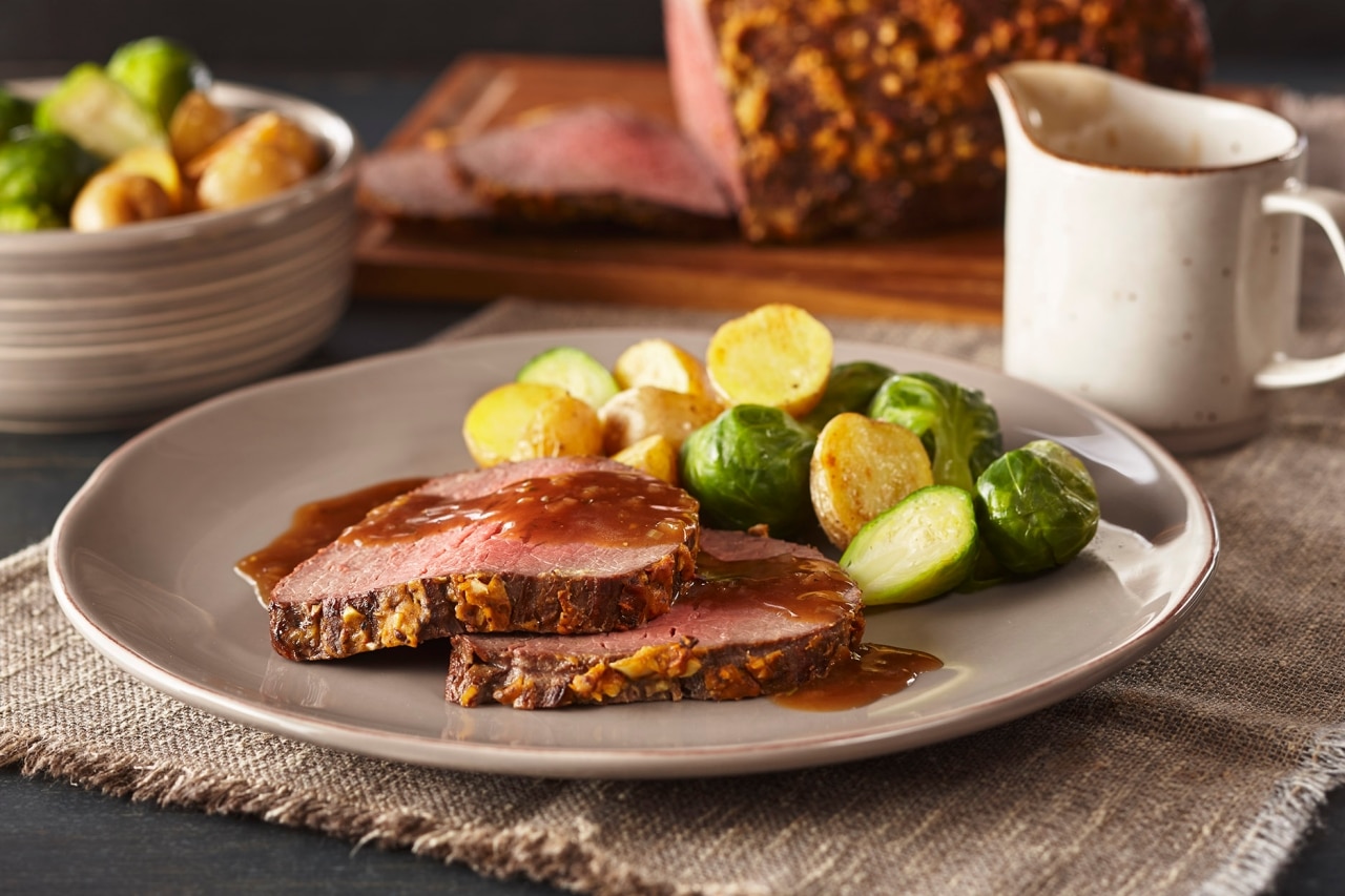 Rôti de bœuf à la moutarde et aux herbes